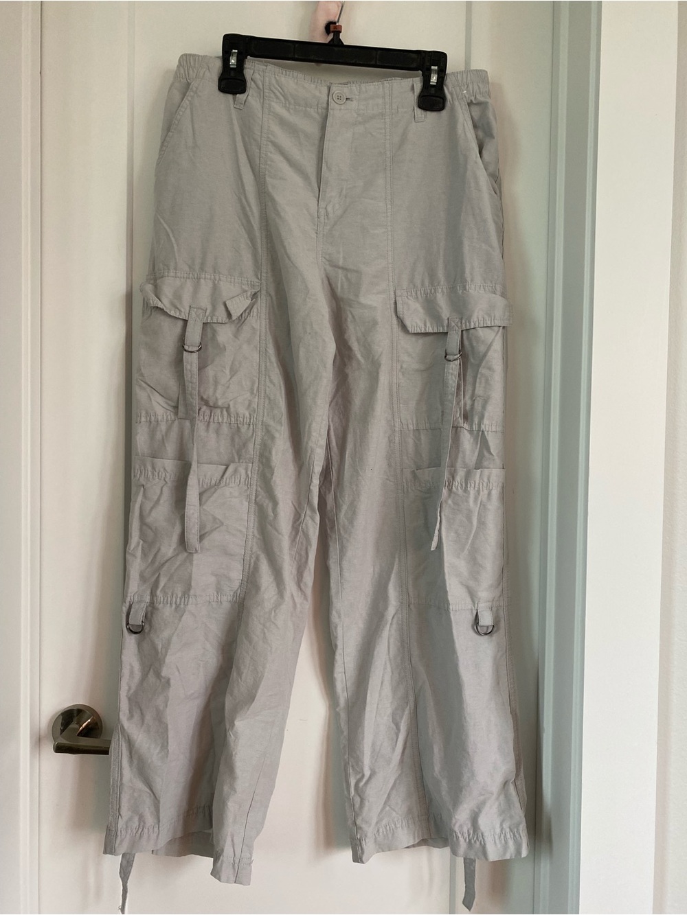 Aeropostale Convertible Cargo Pant Pants in Gray Like New